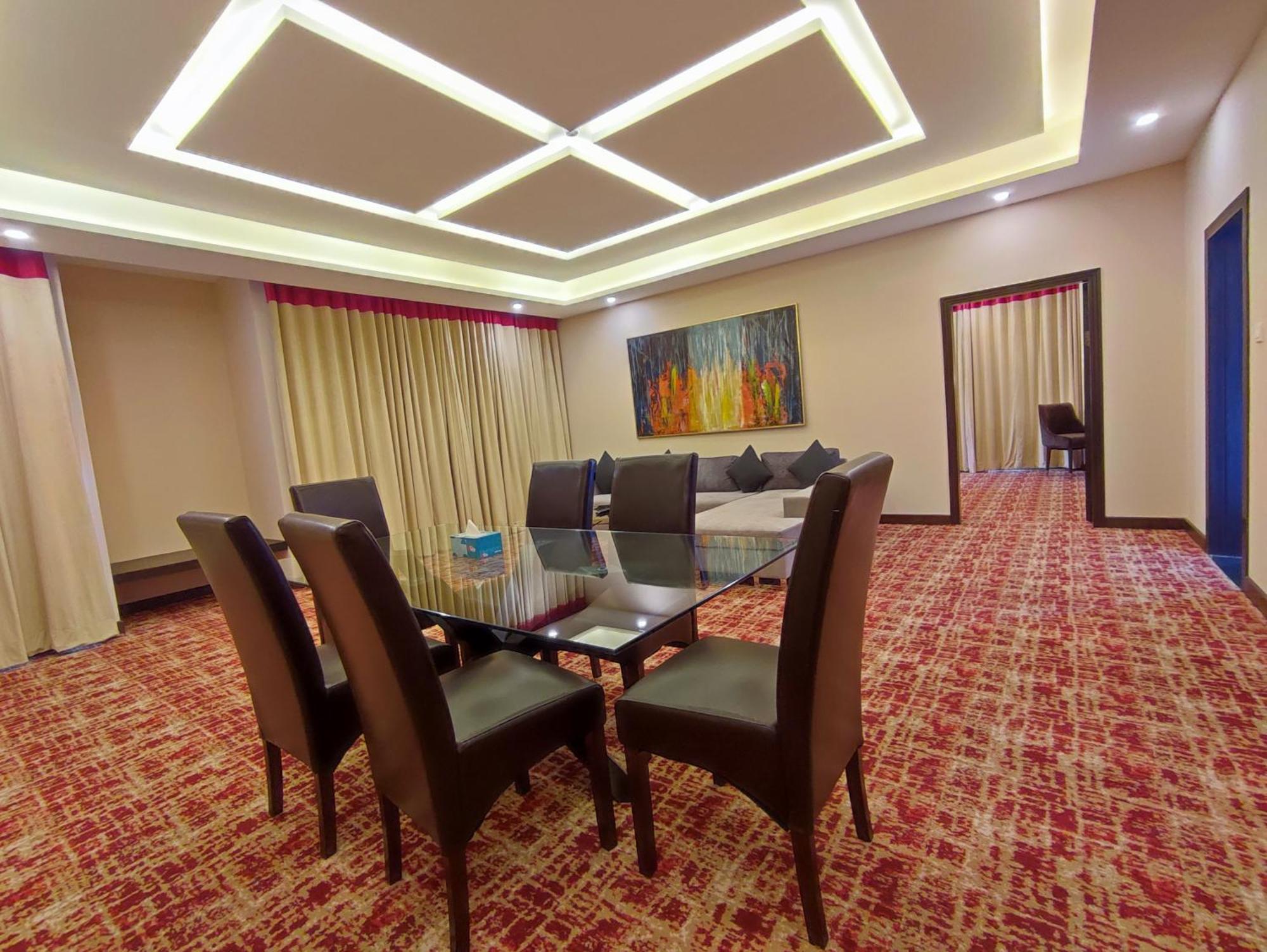 Ramada By Wyndham Murree Lower Topa Resort Екстериор снимка